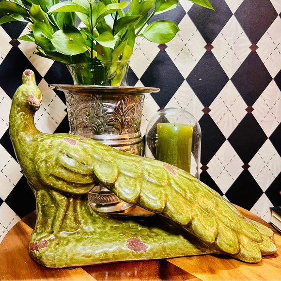 Vintage Peacock Sculpture Gorgeous Glaze– 15” Long, 10” High - Picture 6 of 17
